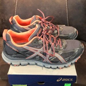 ASICS gel scram 3. Steel gray/flash coral/aluminum